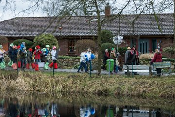 Bild 360 - Latuff Umzug